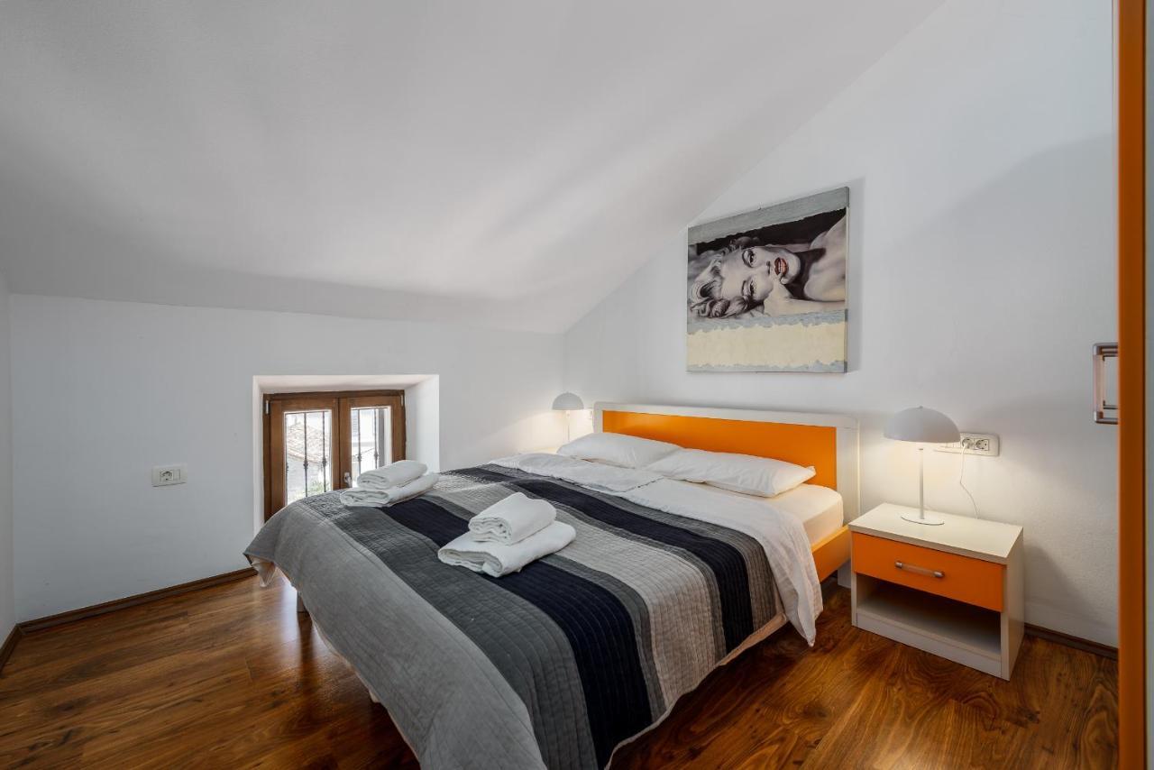 Apartments Dante Умаг Екстериор снимка