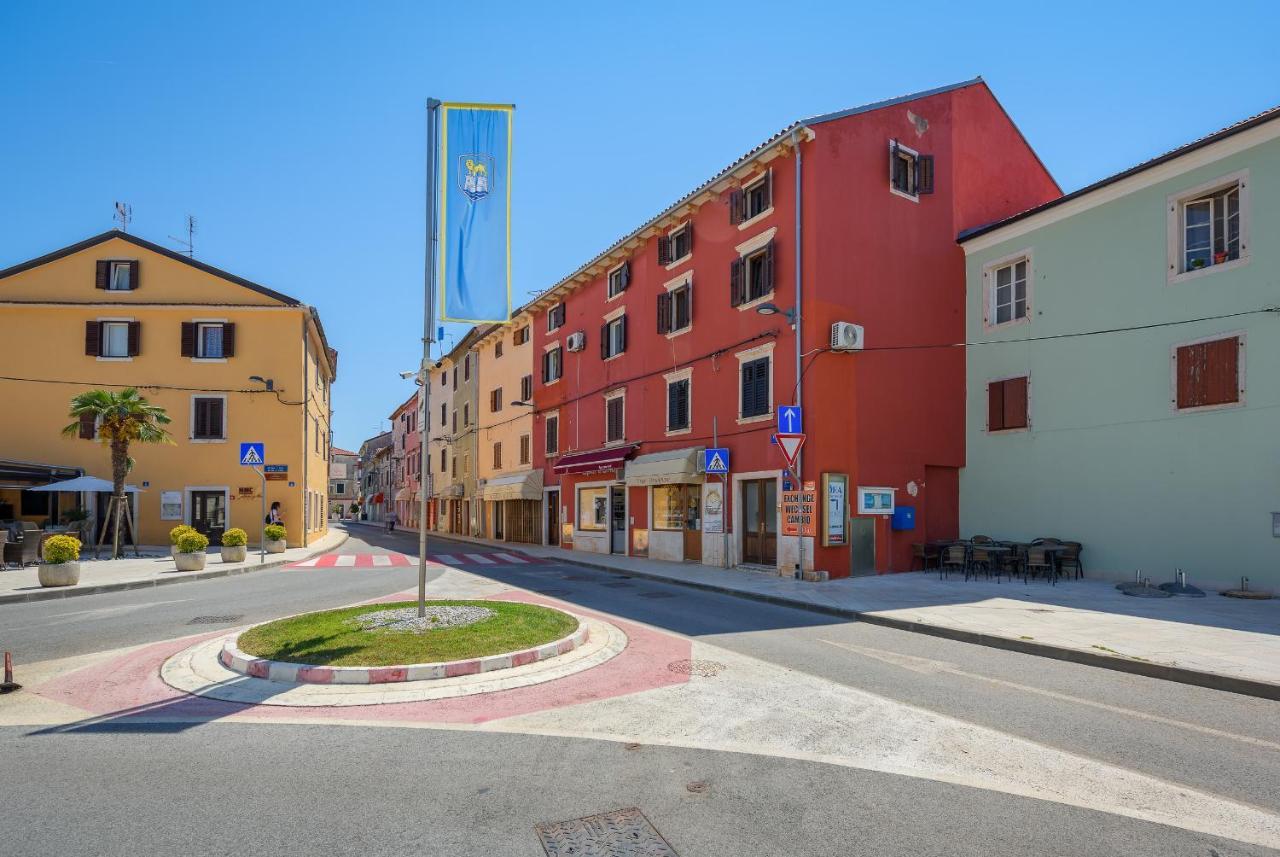 Apartments Dante Умаг Екстериор снимка