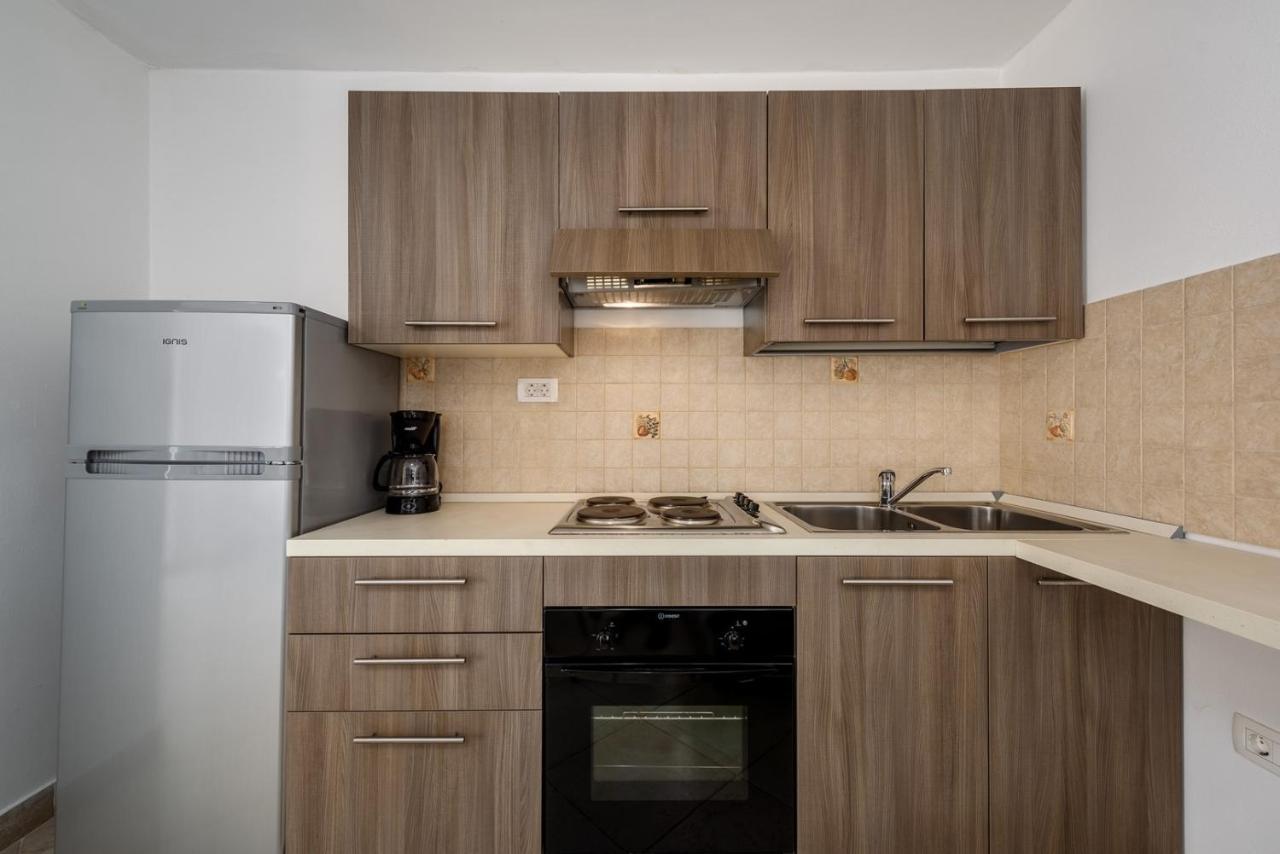 Apartments Dante Умаг Екстериор снимка