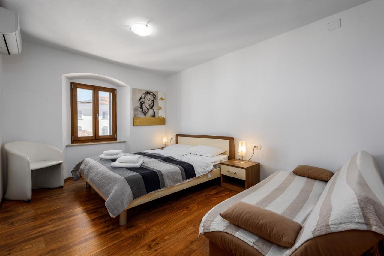 Apartments Dante Умаг Екстериор снимка