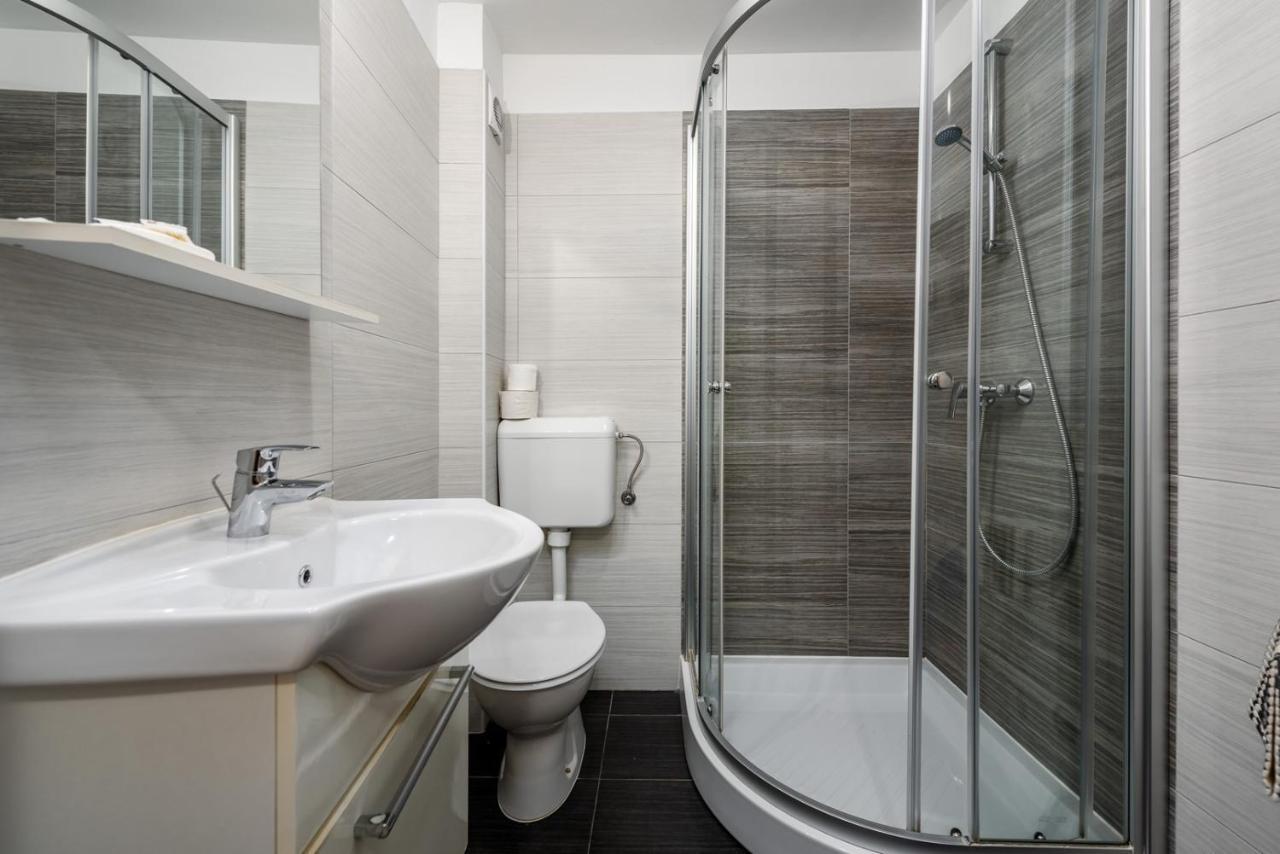Apartments Dante Умаг Екстериор снимка