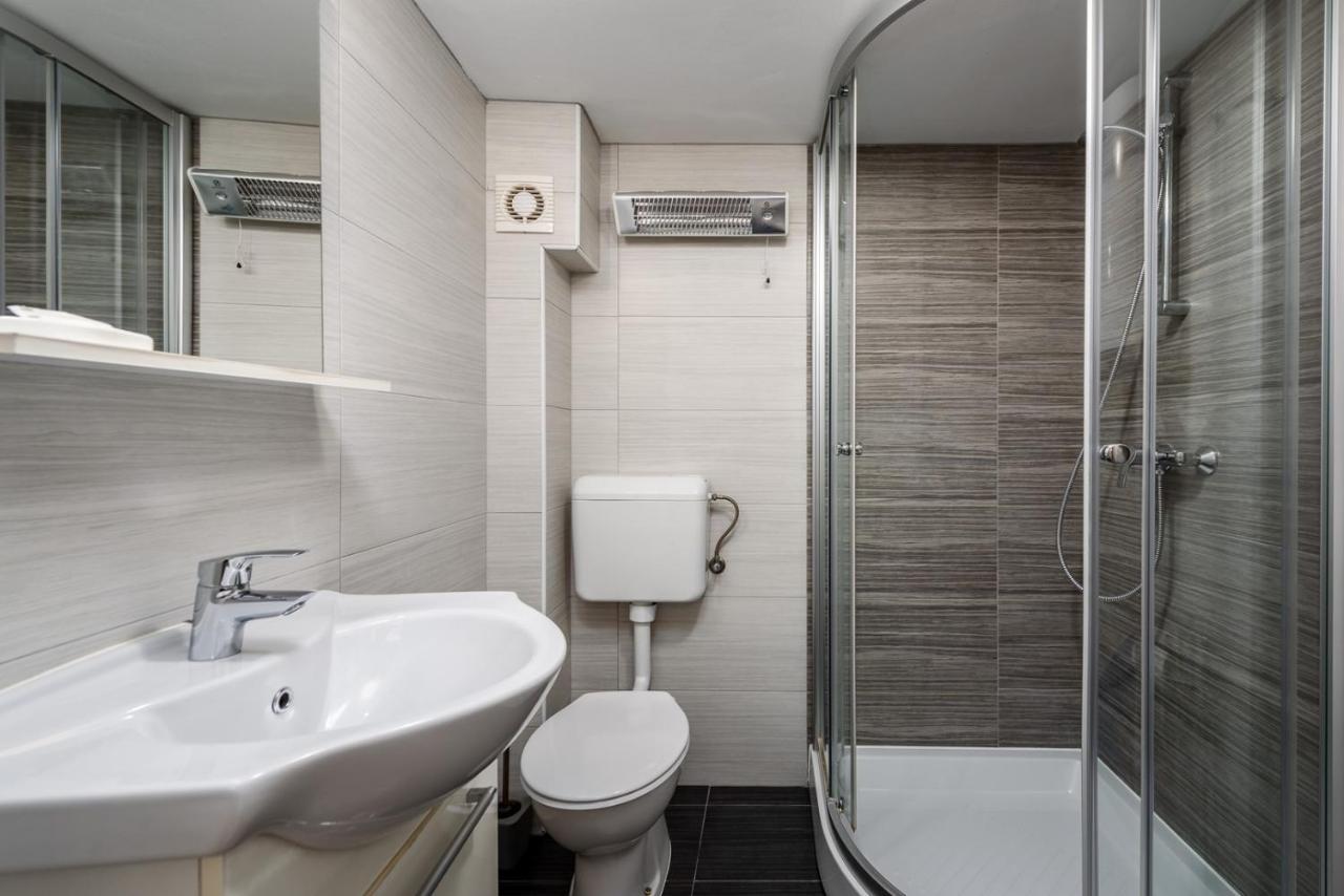 Apartments Dante Умаг Екстериор снимка